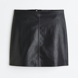 H&M Black Faux Leather Mini Skirt with Zipper